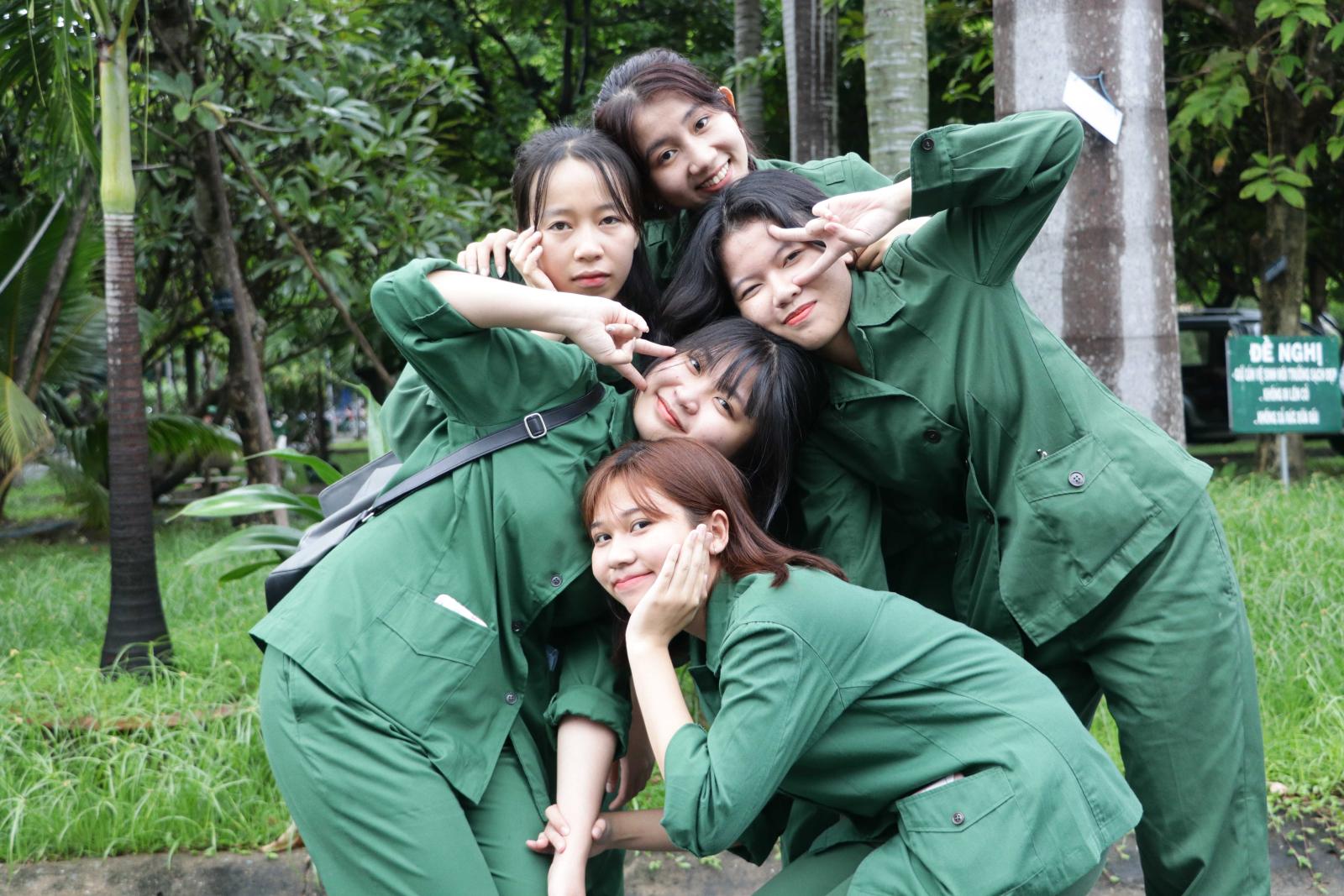 Các khoản phí phát sinh ngoài học phí đại học tư thục