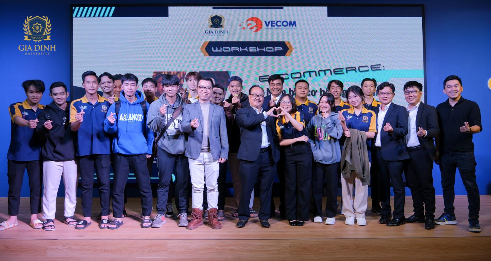 Các môn học thiết kế thời trang