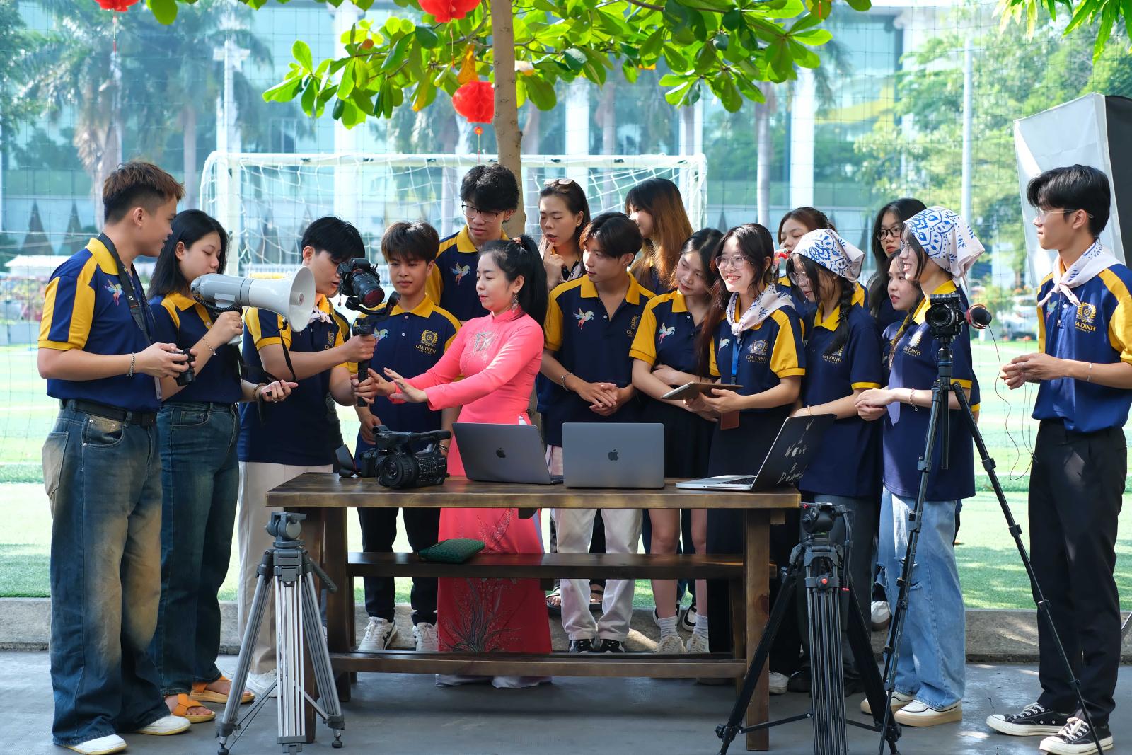 Chọn nơi yên tĩnh, đủ ánh sáng để làm bài test