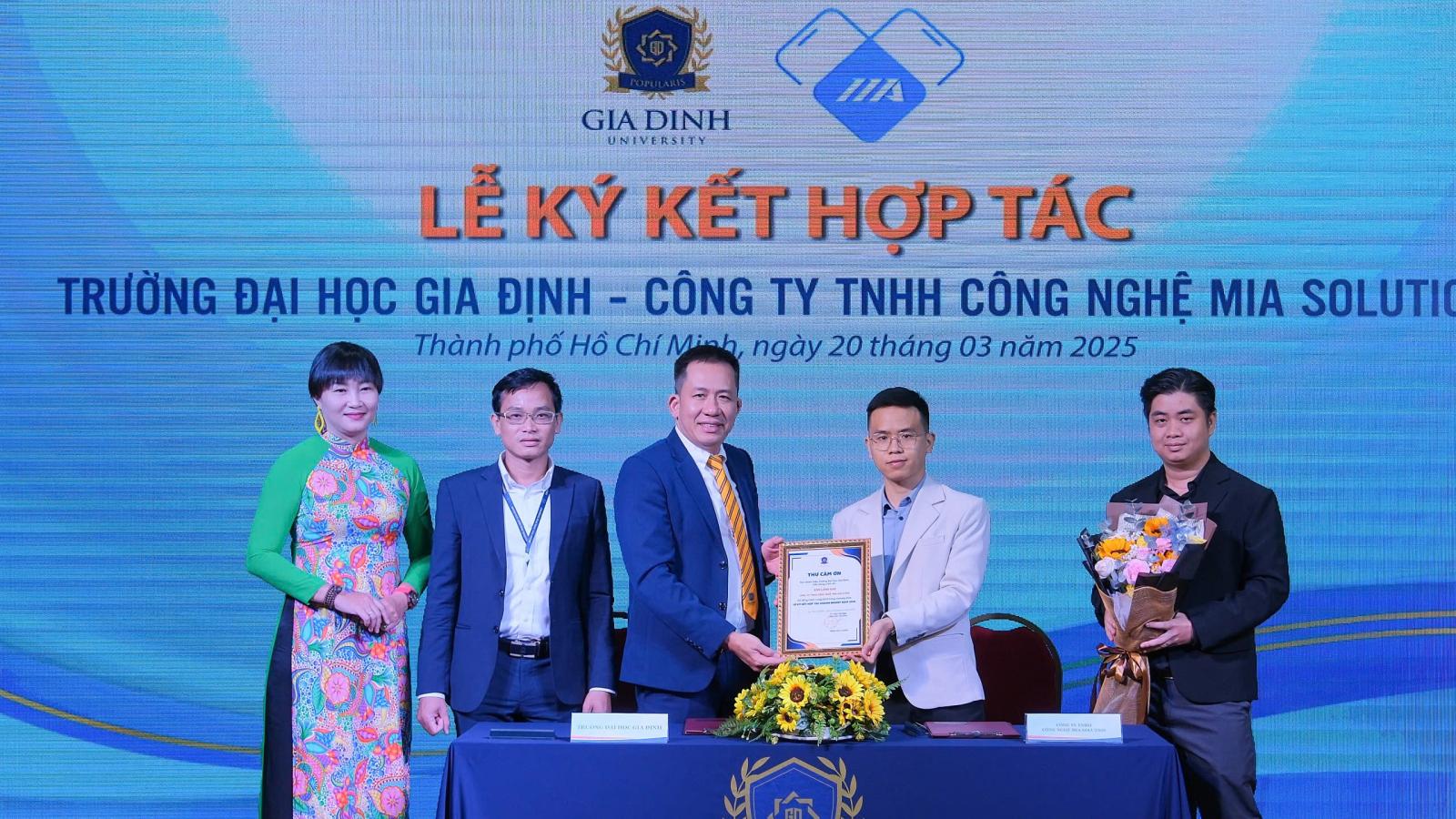 Cơ hội học tập chương trình song bằng mở ra tương lai rộng mở