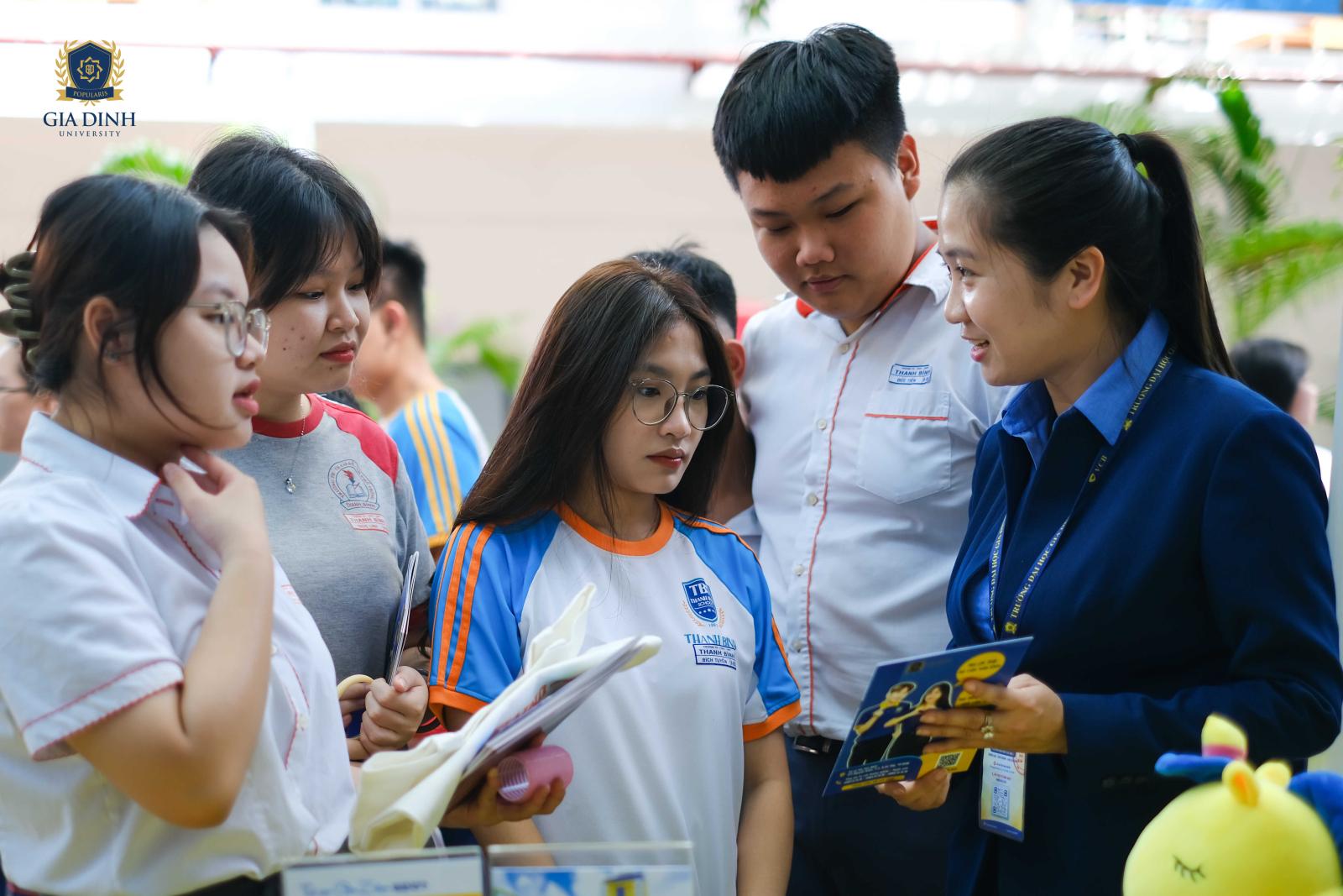 Đề án tuyển sinh trường quốc tế: Đại học Gia Định – Môi trường học tập quốc tế