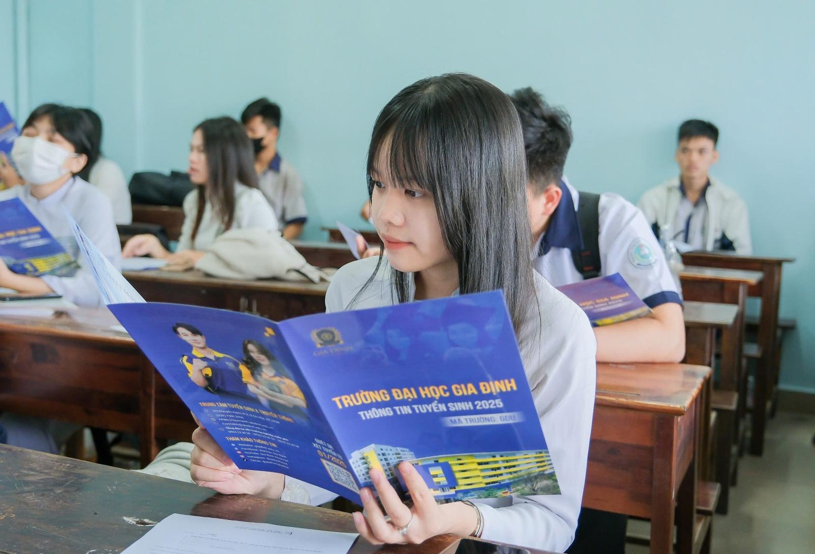 Giáo viên mầm non chủ động và sáng tạo trong công việc hàng ngày