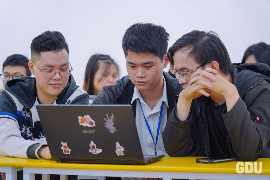 Học phần Phân tích và thiết kế hệ thống: Xây dựng mô hình hệ thống và thiết kế kiến trúc phần mềm