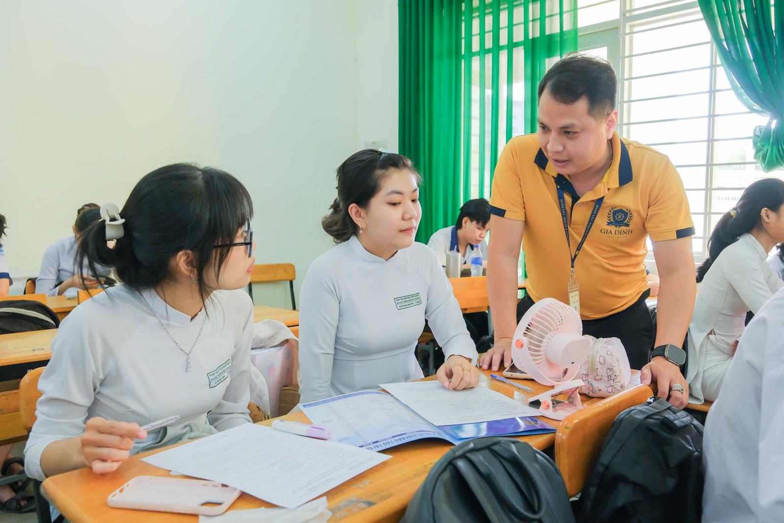 Ngành hot nào thường xét tuyển thẳng