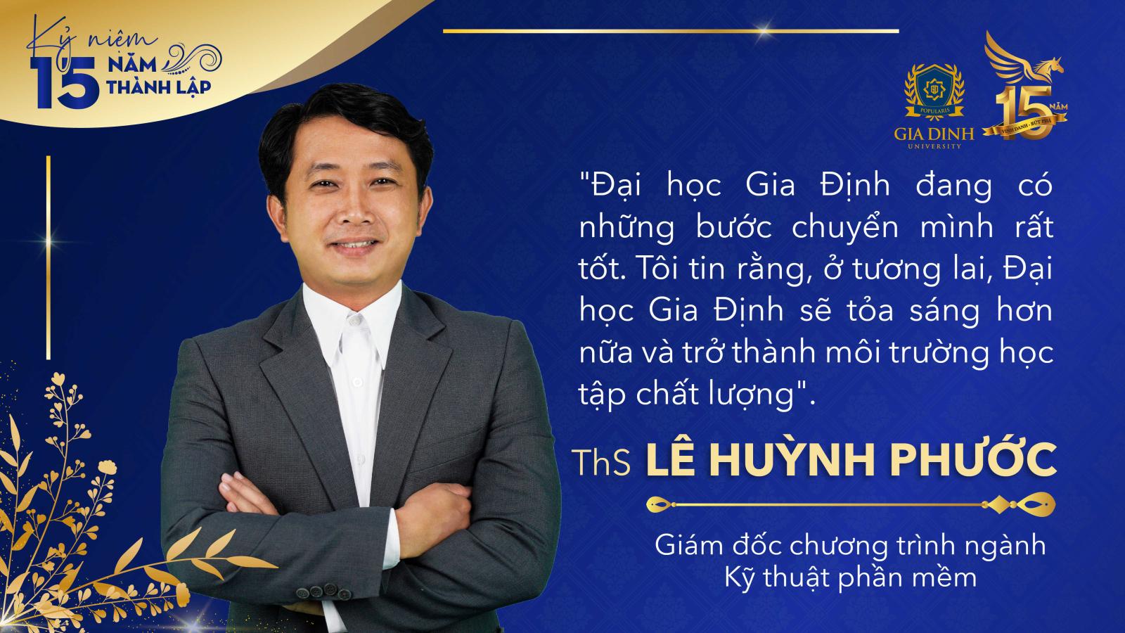 Giáo viên truyền cảm hứng cho học sinh trong lớp học