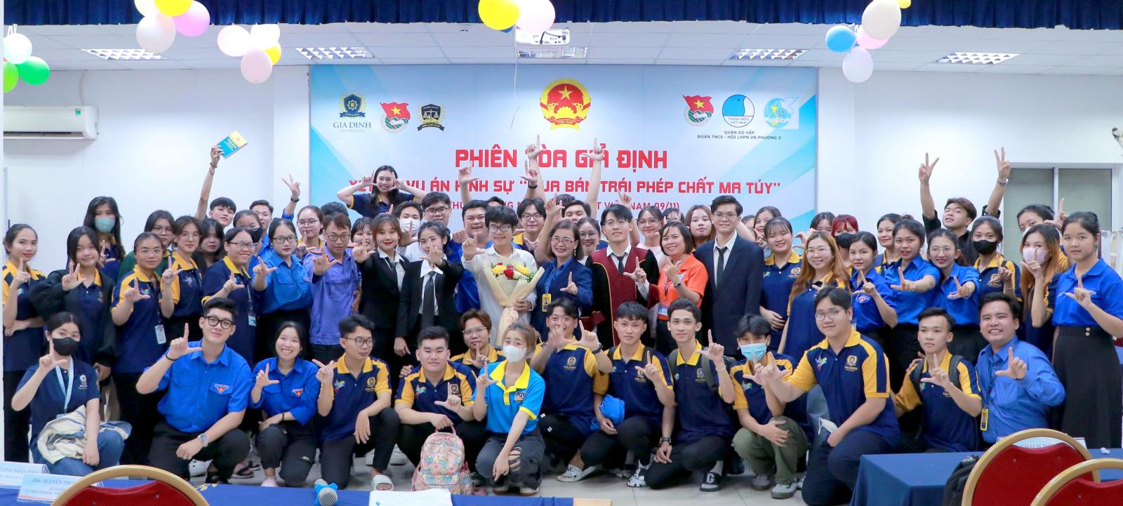 Nữ sinh lựa chọn ngành học phù hợp, tự tin hướng tới tương lai tươi sáng