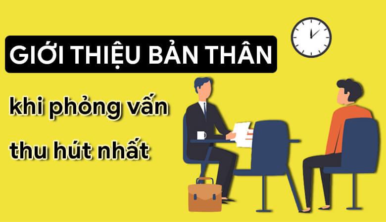 Một bạn sinh viên đang ngồi trước máy tính, chăm chú tìm kiếm thông tin tuyển sinh trên website của một trường đại học, minh họa tầm quan trọng của việc tìm hiểu kỹ.