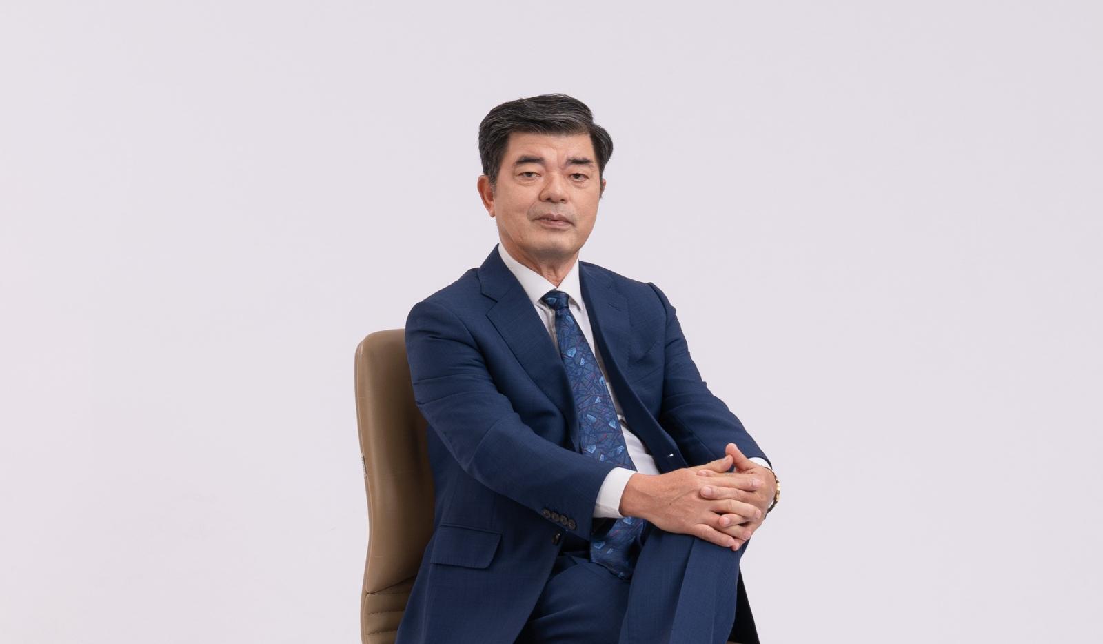 Những thách thức khi chọn ngành học theo xu hướng thị trường và cách vượt qua chúng.