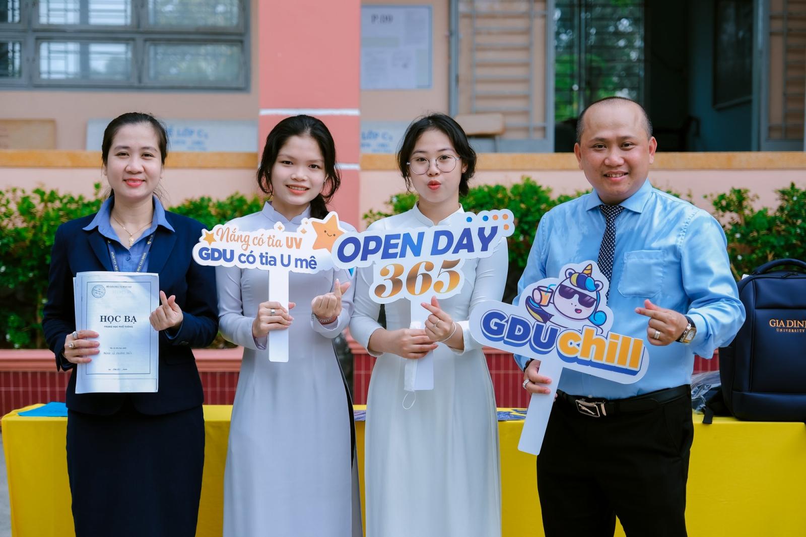 Tra cứu thông tin tuyển sinh trực tuyến